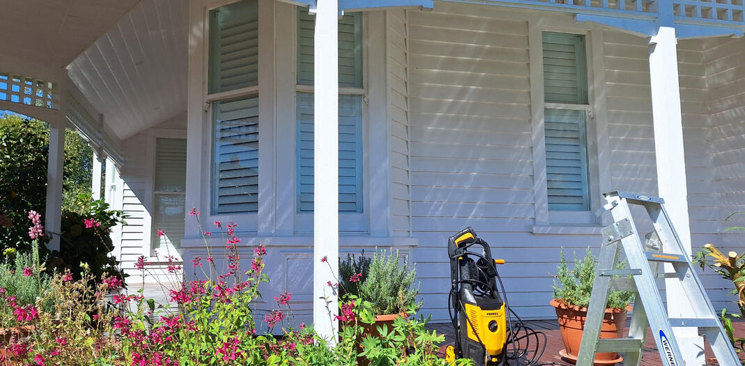 Window cleaning, washing decks, oiling decks, washing weatherboard.